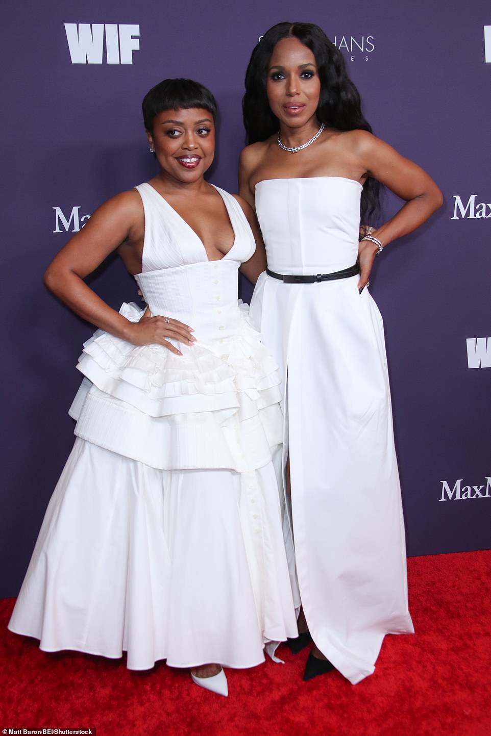 After taking her solo photos, Washington posed for photos with Abbott Elementary star and creator Quinta Brunson.