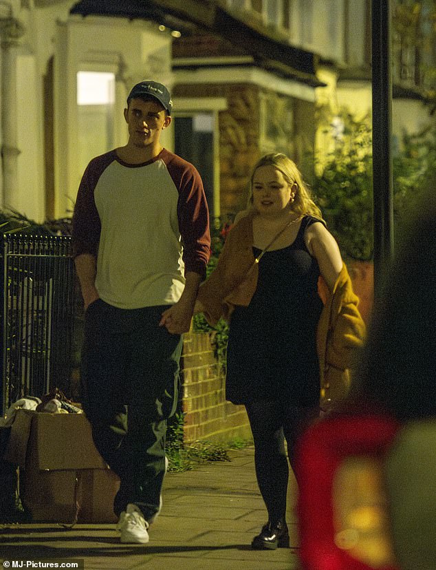 The couple were seen hand in hand returning home after a romantic night out in London on Wednesday night.