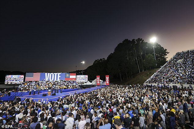 The vice president's successful lineup of Barack Obama, Bruce Springsteen, Samuel L. Jackson and Spike Lee was not enough to convince hundreds of fans to stay to hear her speech in Atlanta, Georgia.