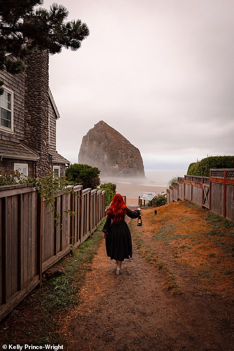 CANNON BEACH, OREGON (ABOVE): 