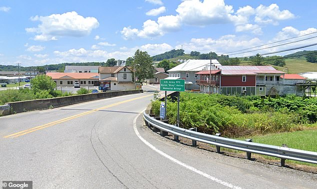 Cimarron shot himself in the rural town of Bruceton Mills, West Virginia (Google Street View)