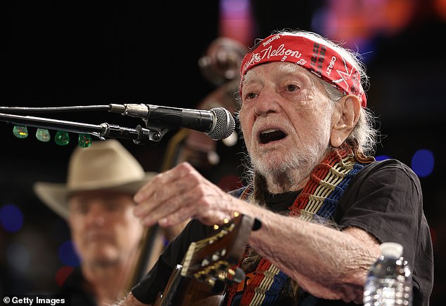 Singer-guitarist Willie Nelson was the only live musical performance of the night.