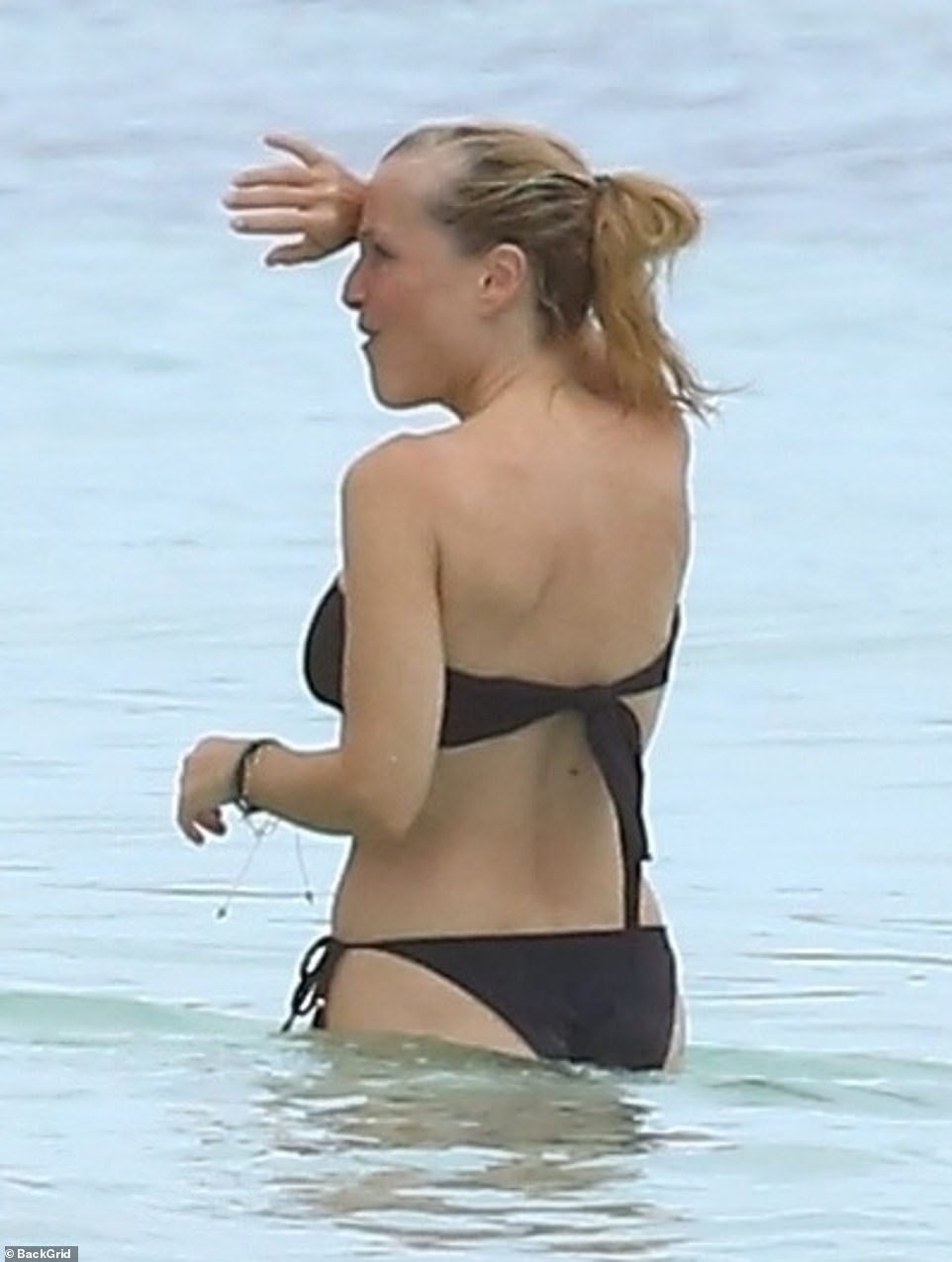 She seemed to be in great spirits as she enjoyed her getaway to Mexico with her three children.