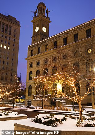 Canton Courthouse with Christmas lights