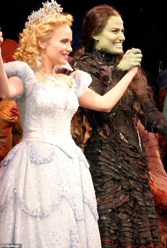 Chenoweth originated the role of Glinda in the first Broadway production of Wicked in 2003; Photographed in 2004 with Idina Menzel, who played Elphaba.