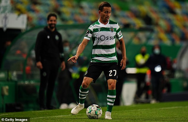 Pereira played as a right back for Amorim during his third spell as a player at the club.