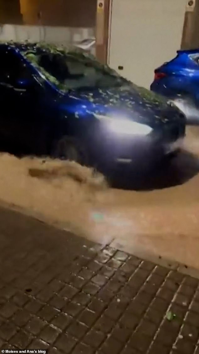 The streets of Almería were flooded after heavy rains