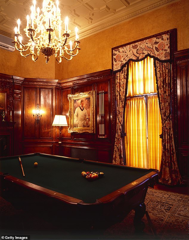 Mar-a-Lago pool hall in 2000. Trump tried to keep the property as similar as possible to the Post's version.