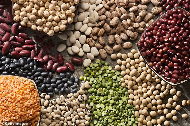 Legumes are a great way to help you get the recommended 30g of fiber every day, including beans, peas, lentils and chickpeas.