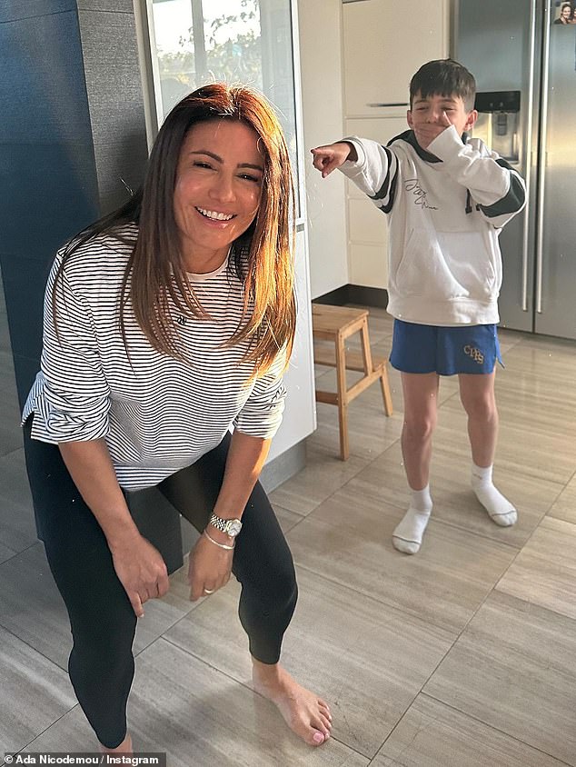 The clip then shows Ada immediately stopping the household chores she was working on, including cooking and vacuuming, only to quickly bend down and get back up after her son Johnas (right) called out to her.