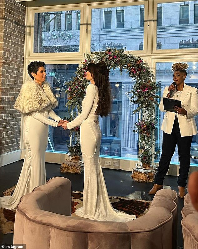 Narelda also paid touching tribute to her Indigenous heritage during her wedding to partner Karina Natt with the floral arch under which they exchanged vows (pictured).