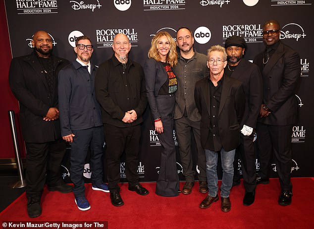 The big screen siren met up with the band for a snap; Rashawn Ross, Stefan Lessard, Jeff Coffin, Dave Matthews, Tim Reynolds, Carter Beauford and Buddy Strong pictured with Julia