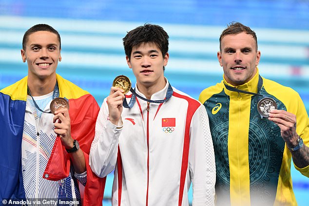 Chalmers (right) was on the end of terrible abuse after coming second to China's Zhanle Pan (centre) in the 100m freestyle final at the Paris Olympics.