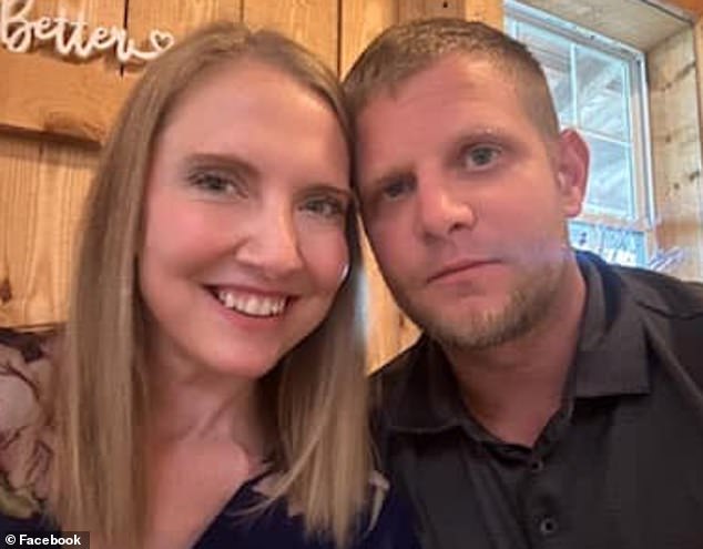 Despite living more than 700 miles apart, the couple had an instant connection. They stayed in close contact when apart and eventually began taking turns traveling and seeing each other.