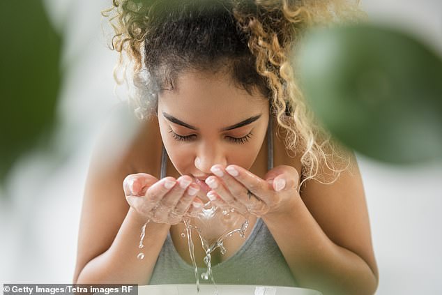 Woman sparks debate after admitting she never washes her face