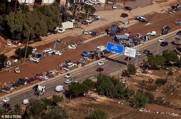 Aerial view shows abandoned cars on the roads of the Valencian Community on October 31.