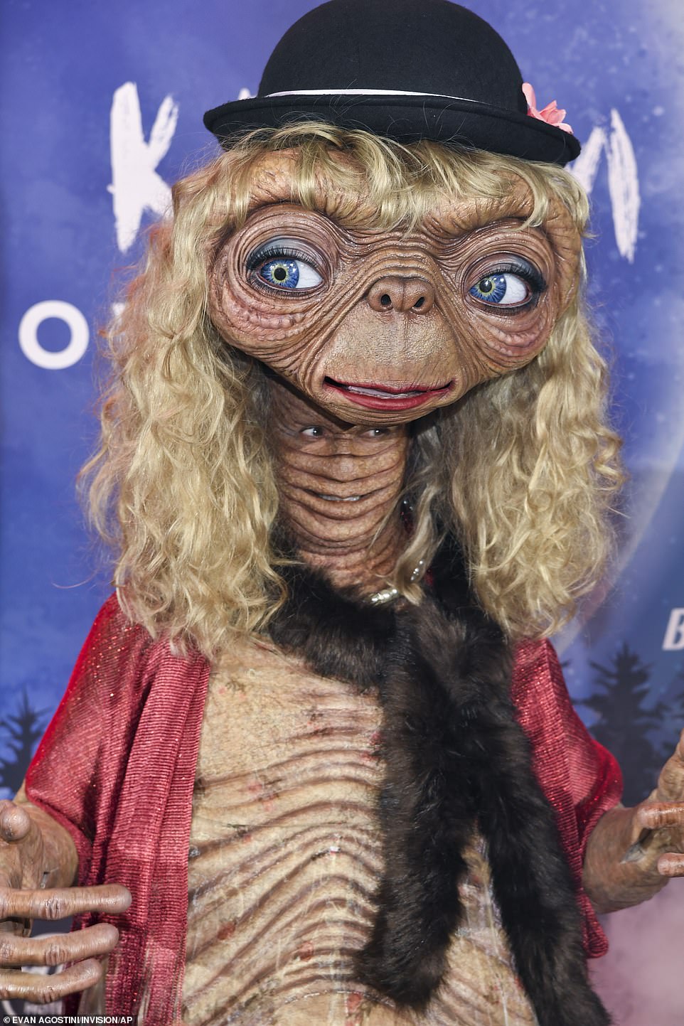 1730429499 495 Heidi Klums 2024 Halloween costume revealed during epic red carpet