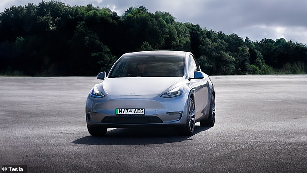 Tesla replaced its rear-wheel drive Model Y with a new long-range version whose deliveries are already underway