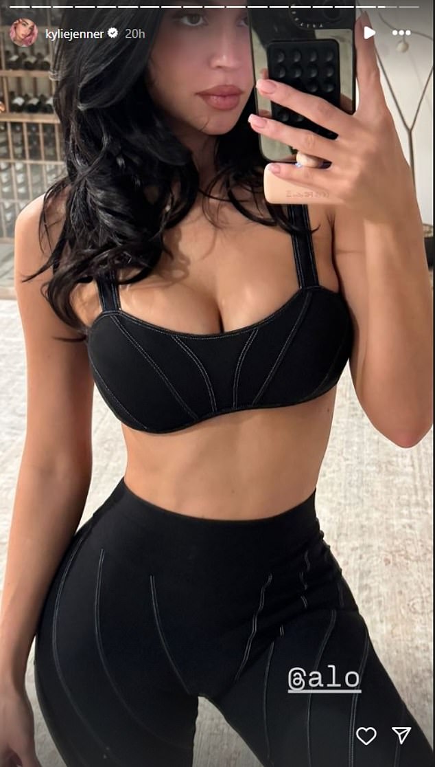 The black-haired star wore a bra that served double duty: the garment managed to show off both her ample chest and her tiny waist. Matching leggings were added while she wore her hair down in soft waves.