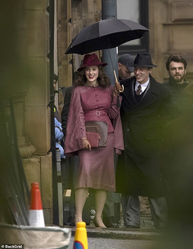 Sophie walked alongside an unknown actor called Kasper Hilton-Hille as she appeared on the Yorkshire set.