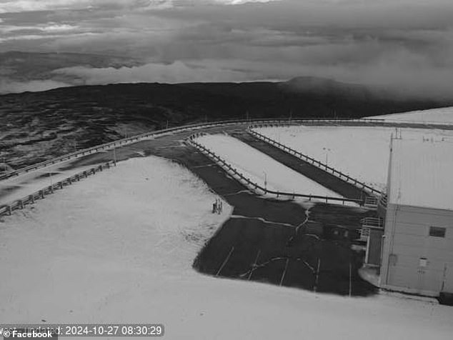 Snowfall in winter is not uncommon on the mountain top.