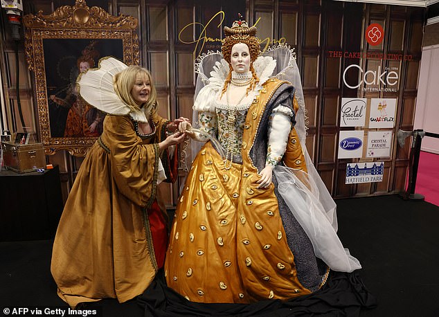 Other cake replicas include that of Queen Elizabeth I, complete with jewelery by world-class sugar artist Emma Jayne.