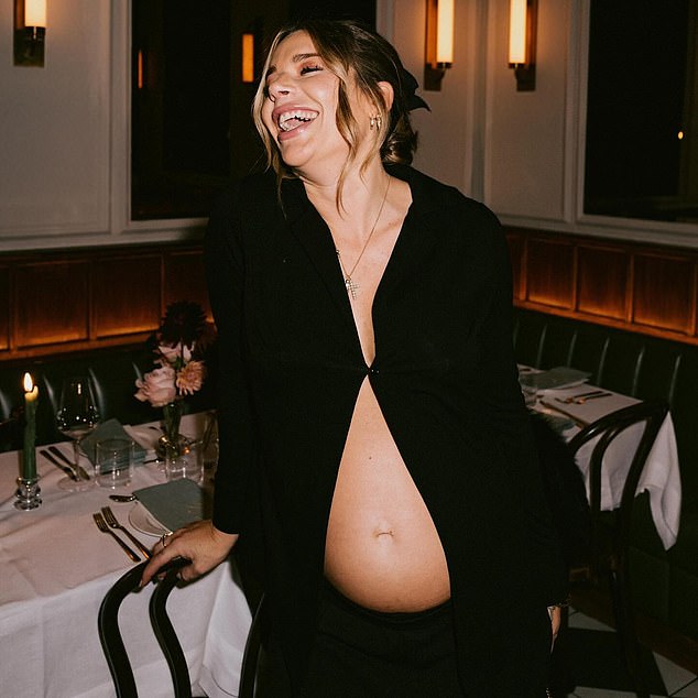 Willa Keswick, a descendant of the Jardine Matheson dynasty, owner of the Mandarin Oriental hotel group, is also pregnant. The heiress is expecting a baby with her husband Jake Morant