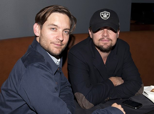 Speaking candidly on the A Bit Rogue podcast, Tom, 32, known for his time as frontman for bands At Sunset and Darling Brando, recalled the surreal night he found himself mingling with A-list stars and skeletons from T -Rex, all under DiCaprio's roof. . (Tobey Maguire and Leo in the photo)