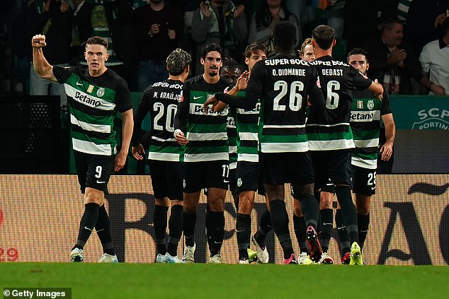 Sporting leads the Portuguese league with 10 wins in 10 games this season