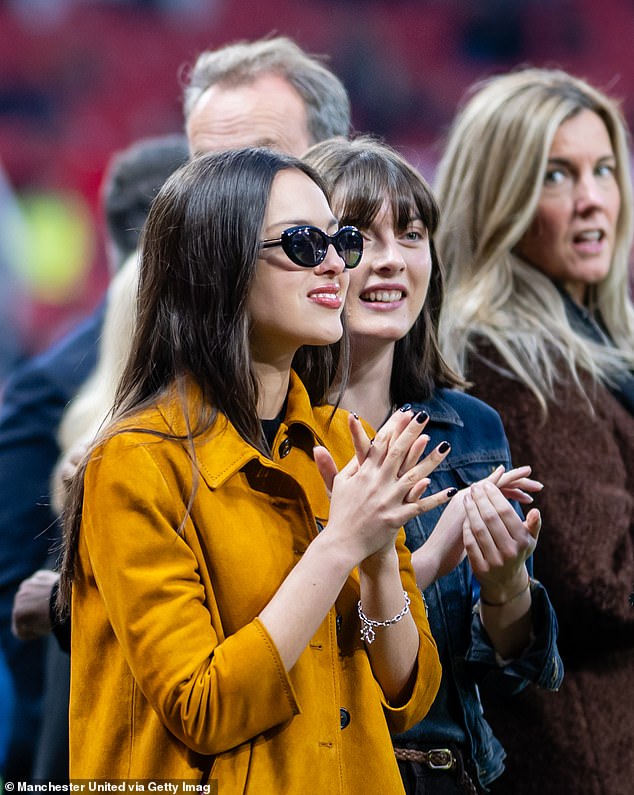 She turned heads at the event and completed her stunning look with oval sunglasses.