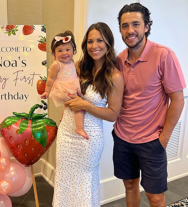 During the funeral, Meredith announced that she was pregnant with her and Johnny's third child. (In the photo: the couple and their first daughter, Noa)