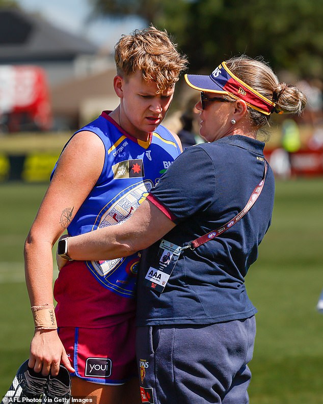 A spectator is alleged to have made a comment relating to Davidson's appearance, and the AFL Integrity Unit is now investigating the matter.