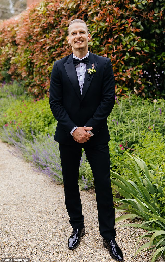 Woody, for his part, exuded sophistication in a classic black tuxedo, complete with a bow tie and crisp white shirt.