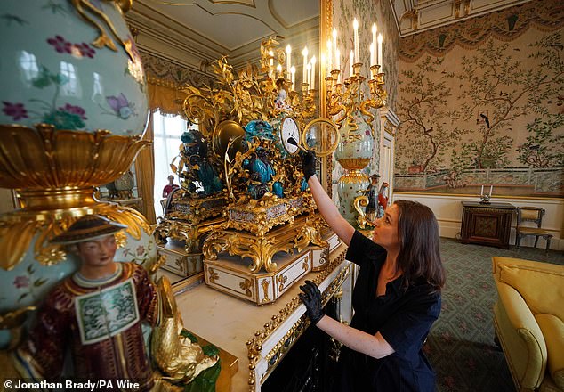 Preparations in the Yellow Room in the east wing of Buckingham Palace in June