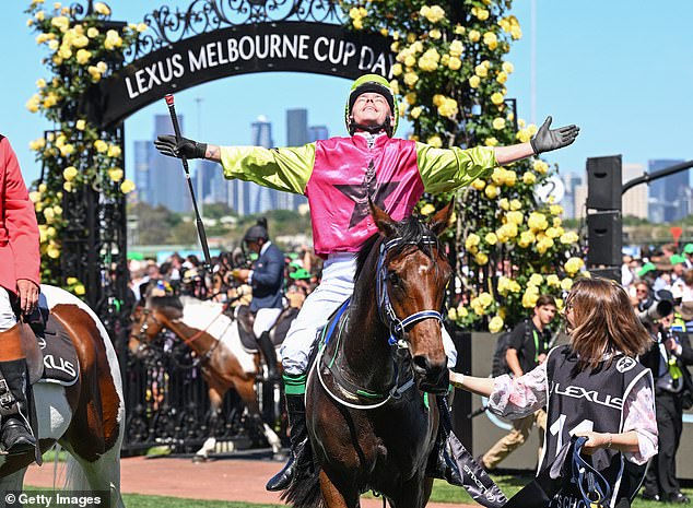 Previously, Dolan scored a sensational win in the $81 Knight's Choice in the Melbourne Cup.