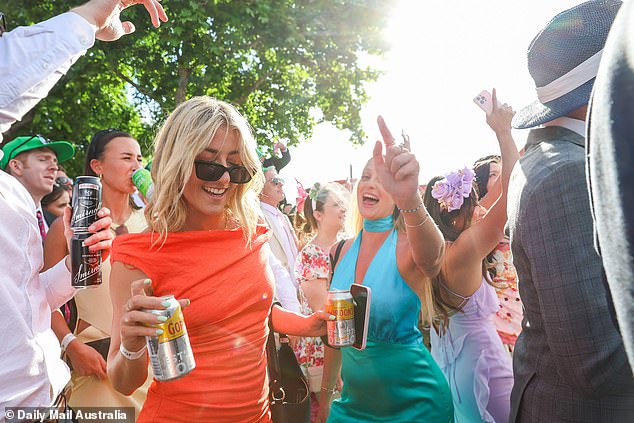 One drink wasn't enough for some attendees, as several people had two drinks at once.