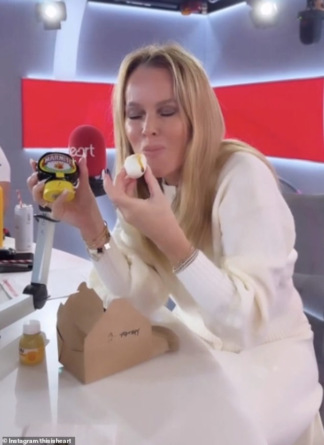 Amanda drove her fans wild with her food hack on Tuesday when she shared a clip of herself pouring marmite over a boiled egg.