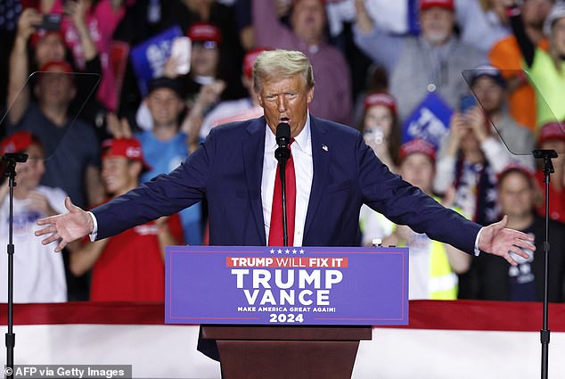 1730827955 827 Trumps final rally remarks before election send Morning Joe hosts