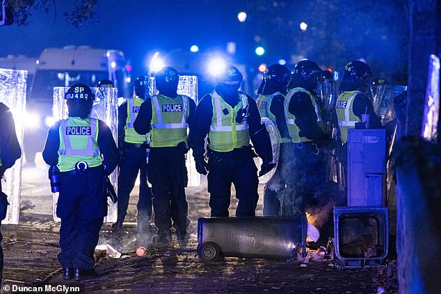 An Edinburgh housing estate was left engulfed in smoke and fire after rampant thugs brought chaos to the city.