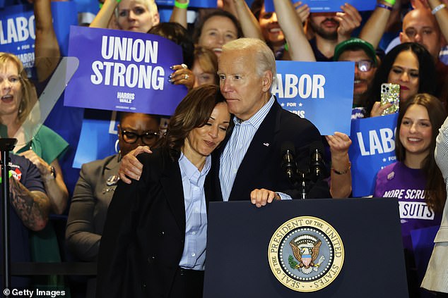 Kamala Harris could not separate herself from Joe Biden, above the duo who campaigned in Pittsburgh in September