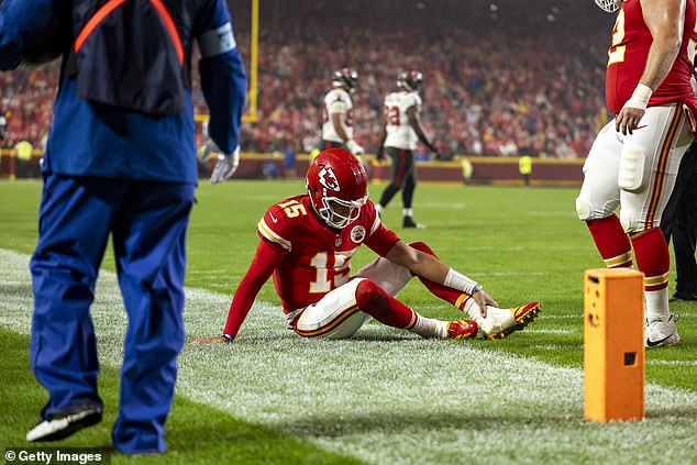 Mahomes has now revealed that he expects to play this week and practiced on Wednesday.