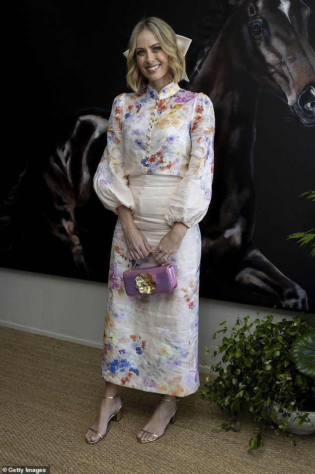 Sylvia Jeffreys Nailed 'Race Day Chic' With Her Relaxed Floral Look