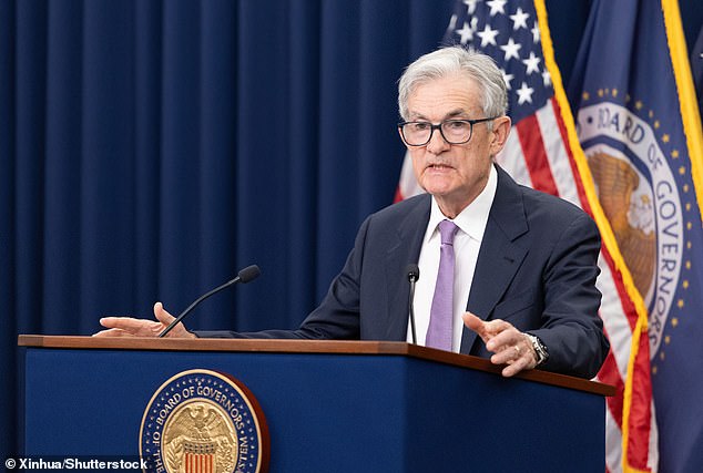 US Federal Reserve Chair Jerome Powell announced on Thursday that the Federal Reserve cut interest rates by 25 basis points amid cooling inflation and a weakened labor market, marking the second rate cut in this cycle of flexibility. Trump reportedly wants Powell to serve his full term through 2026, although removing him would be very difficult if the Republican tried.