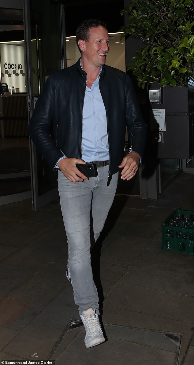 Dancer Brendan Cole looked dapper in a leather bomber jacket and gray jeans.