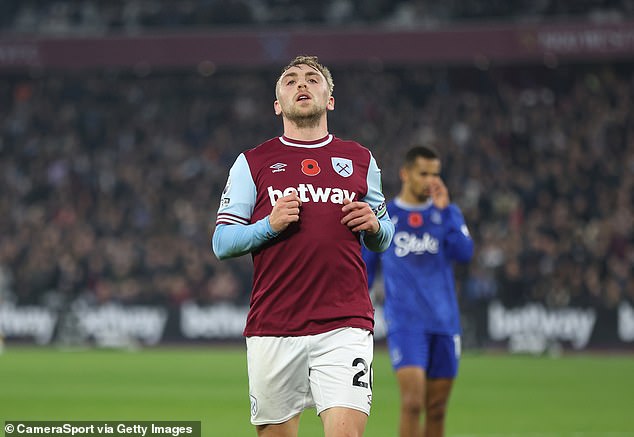 Jarrod Bowen, along with several teammates, appeared in a bad mood against Everton.