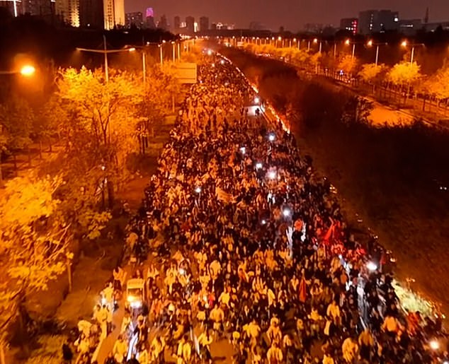 The activity went viral, with images of more recent rides showing a multi-lane highway linking the two cities packed with thousands of cyclists.