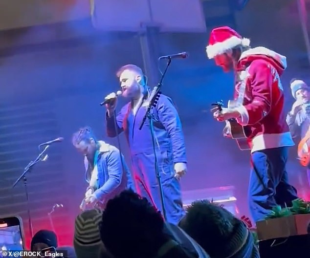 He was joined by Philadelphia band Mt. Joy singing a festive version of their song 'Astrovan'.