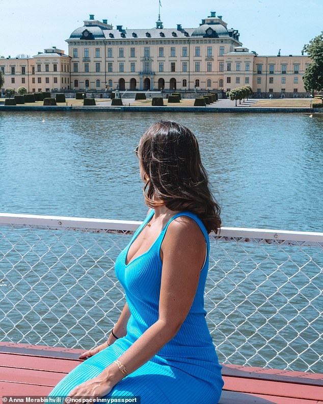 Anna admires Drottningholm Palace: a 