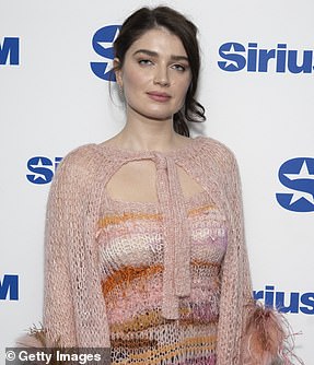 1732050570 289 Eve Hewson shows off her cleavage in a daring lace