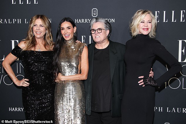 She reunited with a bunch of old friends on the red carpet, including fellow '80s star Melanie Griffith, comedian Rosie O'Donnell and Tom Hanks' country singer wife Rita Wilson.